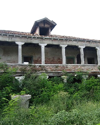 Lazaretto Vecchio Building